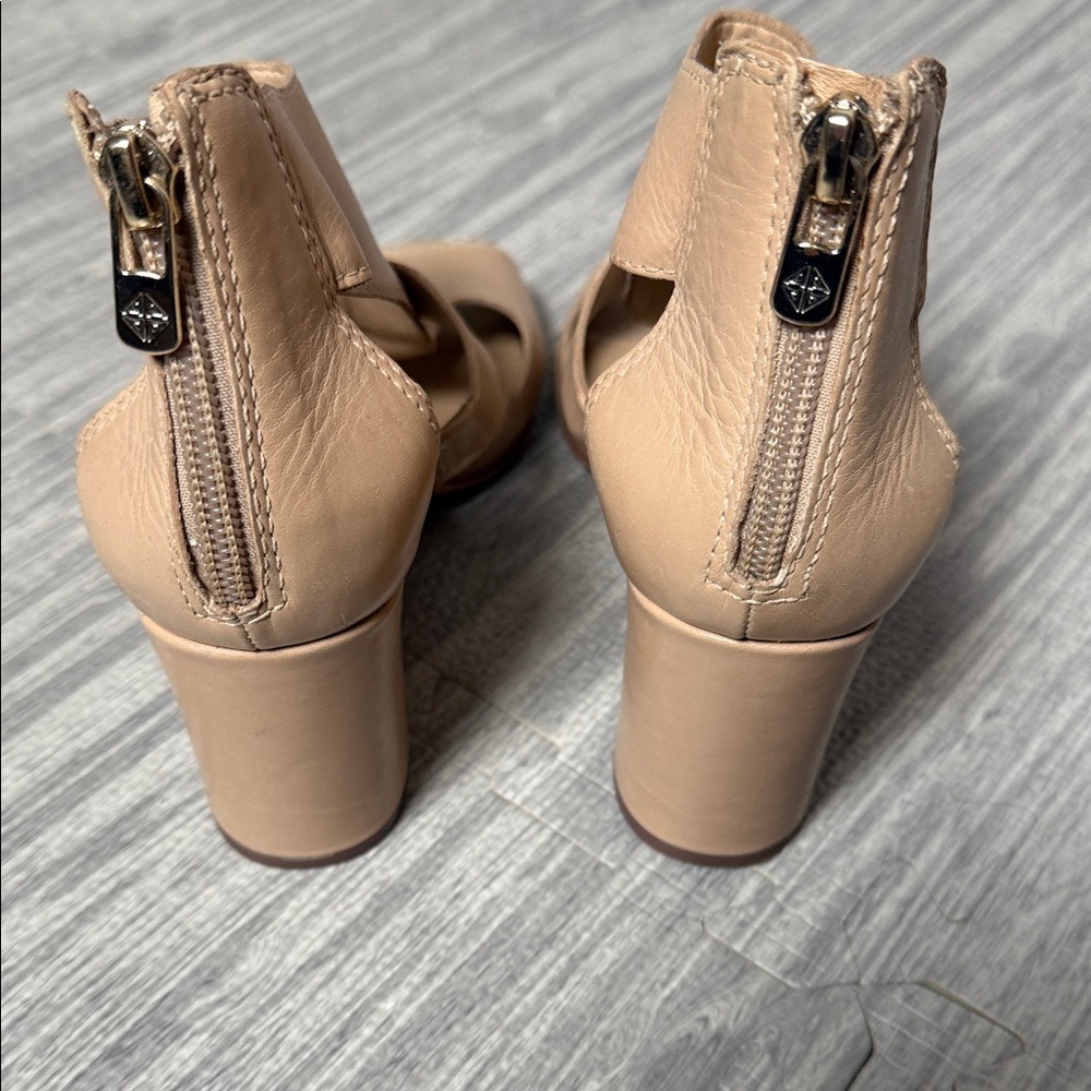 ANTONIO MELANI Nude Women's Heeled Sandals Size 8 - Picture 3 of 9